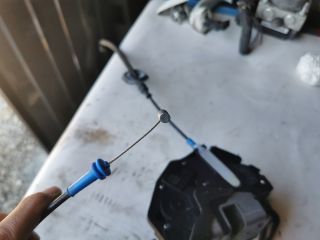 bontott FORD FIESTA VII Bal első Ajtózár