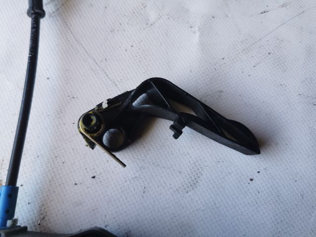 bontott FORD FIESTA VII Bal első Ajtózár