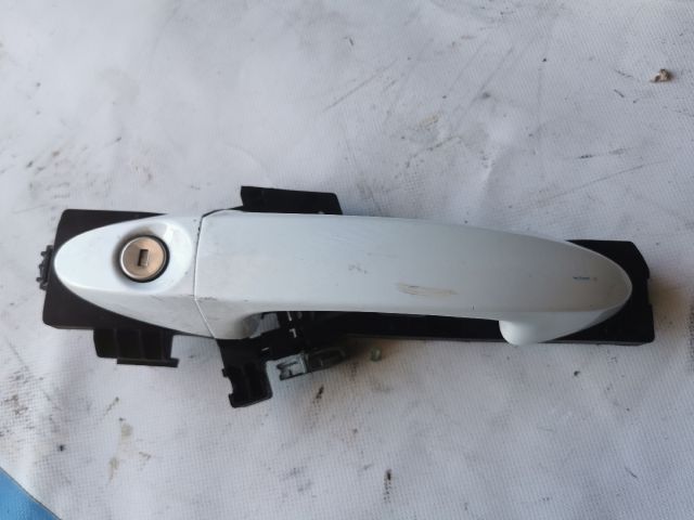 bontott FORD FIESTA VII Bal első Belső Kilincs