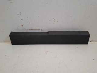 bontott FORD FIESTA VII Bal első Belső Küszöb Burkolat