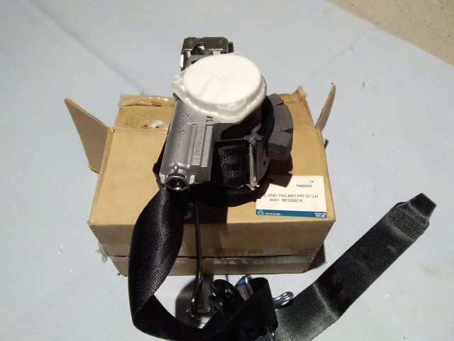 bontott FORD FIESTA VII Bal első Biztonsági Öv