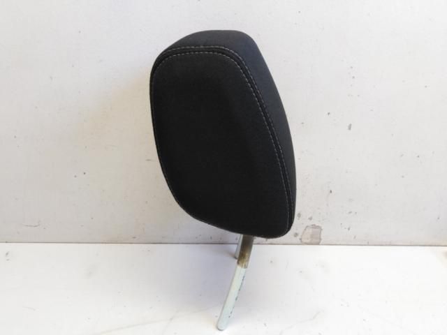 bontott FORD FIESTA VII Bal első Fejtámla