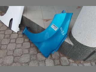 bontott FORD FIESTA VII Bal első Sárvédő