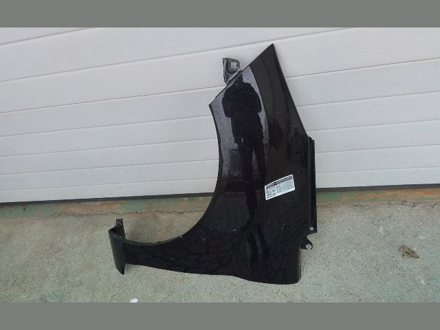 bontott FORD FIESTA VII Bal első Sárvédő