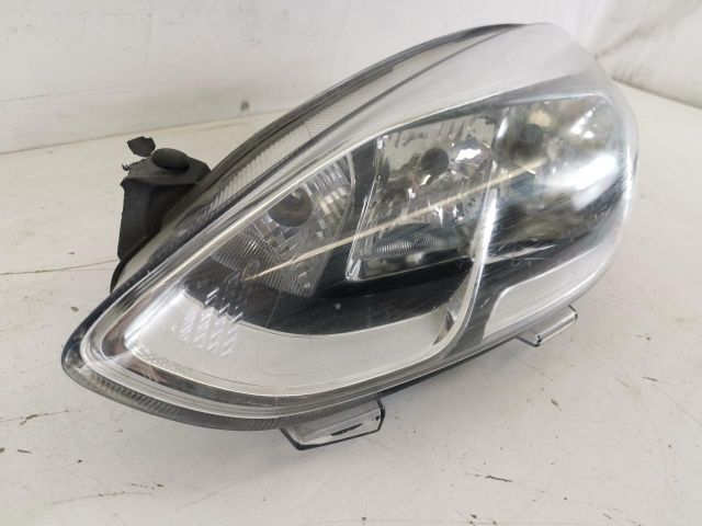 bontott FORD FIESTA VII Bal Fényszóró