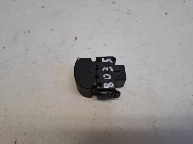 bontott FORD FIESTA VII Bal hátsó Ablakemelő Kapcsoló