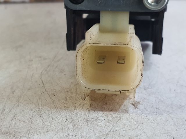 bontott FORD FIESTA VII Bal hátsó Ablakemelő Motor