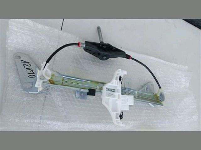 bontott FORD FIESTA VII Bal hátsó Ablakemelő Szerkezet (Elektromos)