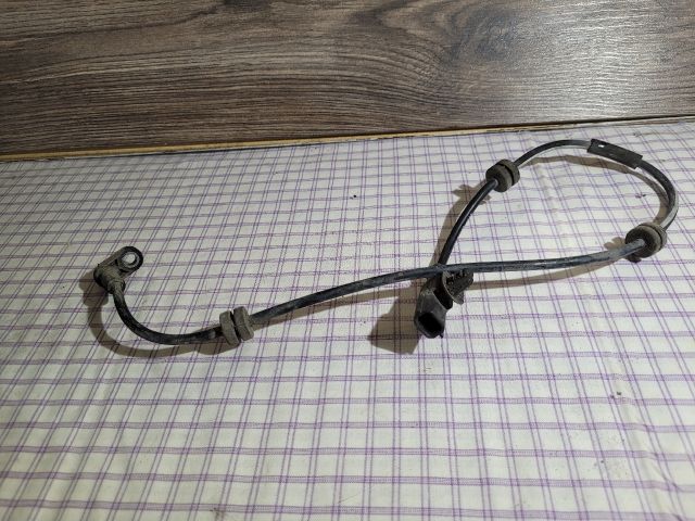 bontott FORD FIESTA VII Bal hátsó ABS Jeladó