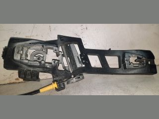 bontott FORD FIESTA VII Bal hátsó Külső Kilincsfészek