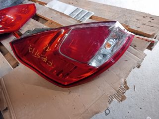 bontott FORD FIESTA VII Bal Hátsó Lámpa