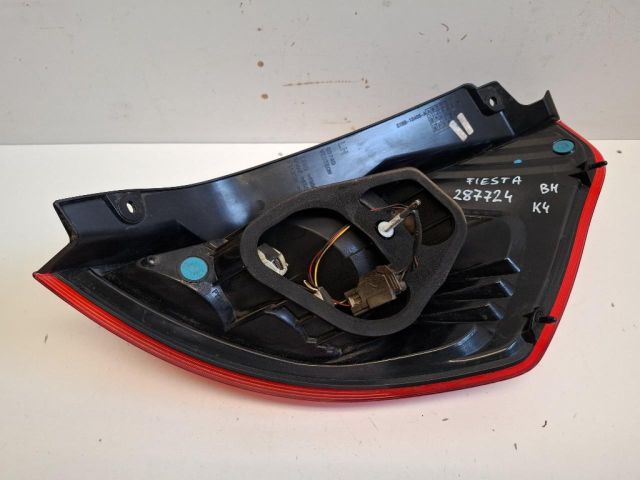 bontott FORD FIESTA VII Bal Hátsó Lámpa