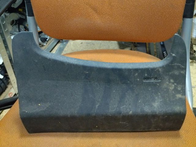 bontott FORD FIESTA VII Bal Térdlégzsák