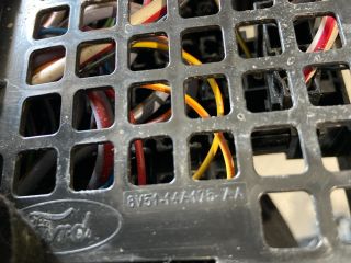 bontott FORD FIESTA VII Biztosítéktábla Utastér