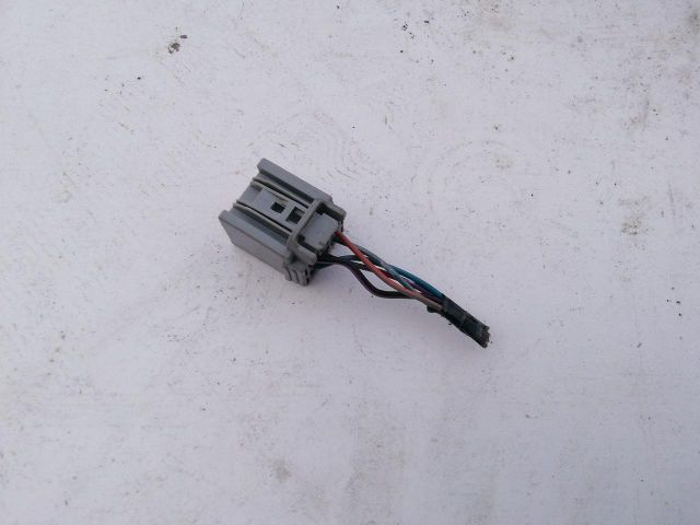 bontott FORD FIESTA VII Csatlakozó