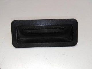 bontott FORD FIESTA VII Csomagtérajtó Kilincs