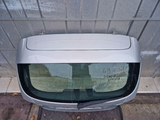 bontott FORD FIESTA VII Csomagtérajtó (Részeivel)