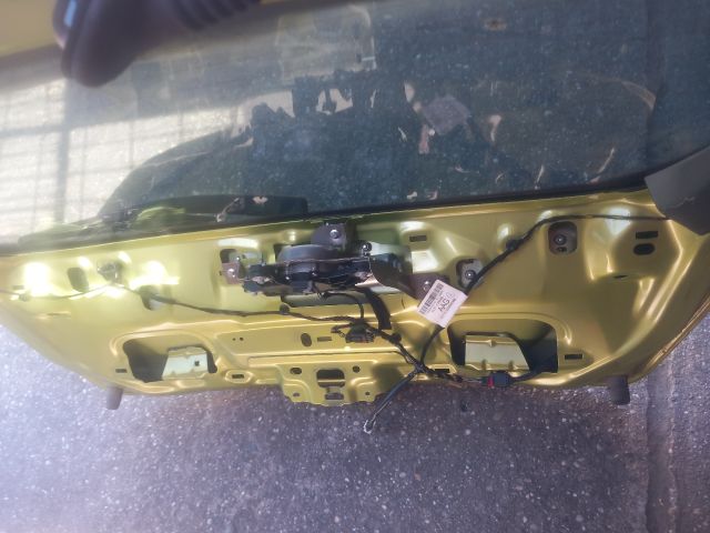 bontott FORD FIESTA VII Csomagtérajtó (Részeivel)