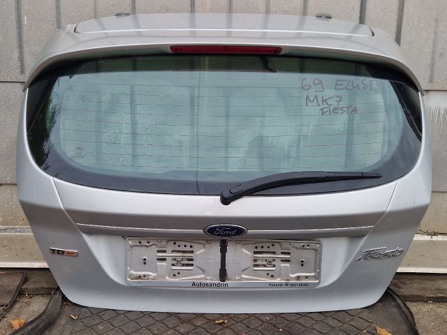 bontott FORD FIESTA VII Csomagtérajtó (Részeivel)