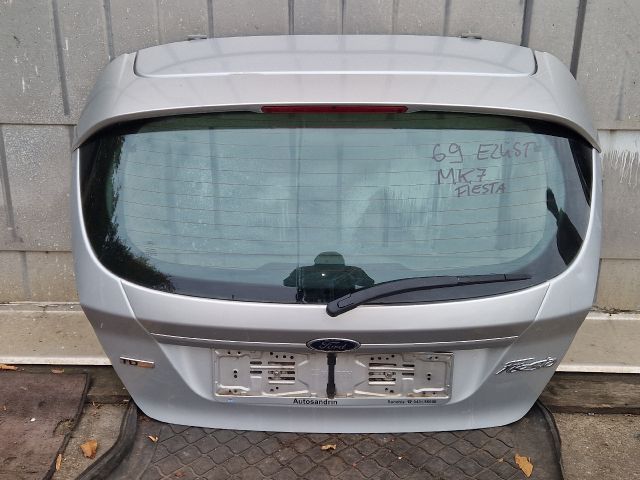 bontott FORD FIESTA VII Csomagtérajtó (Részeivel)