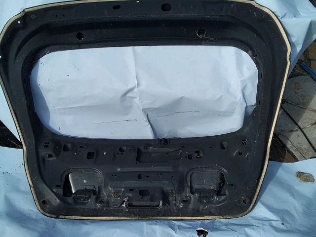 bontott FORD FIESTA VII Csomagtérajtó (Üres lemez)