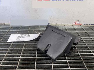 bontott FORD FIESTA VII Csomagtérajtó Ütköző