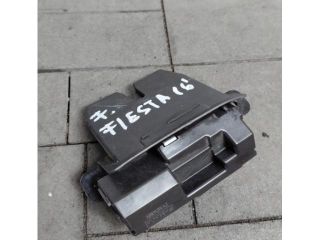 bontott FORD FIESTA VII Csomagtérajtó Zárszerkezet