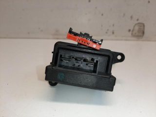 bontott FORD FIESTA VII Előtét Ellenállás Fűtőmotor