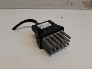 bontott FORD FIESTA VII Előtét Ellenállás Fűtőmotor