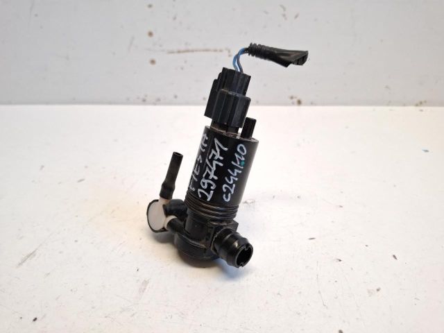 bontott FORD FIESTA VII Első Ablakmosó Szivattyú