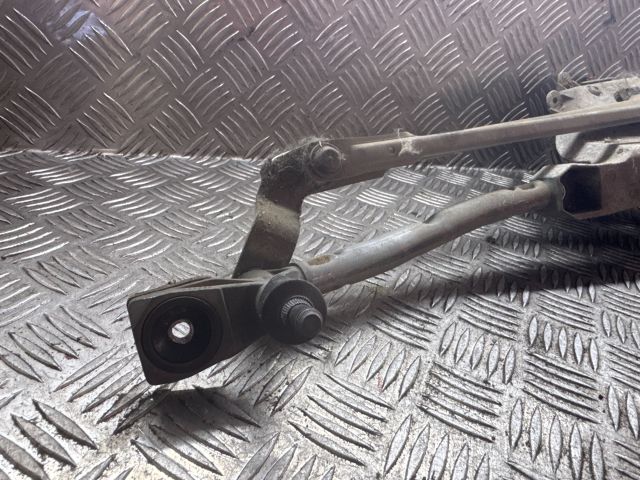 bontott FORD FIESTA VII Első Ablaktörlő Szerkezet Motorral