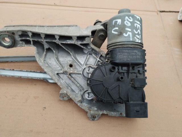 bontott FORD FIESTA VII Első Ablaktörlő Szerkezet Motorral