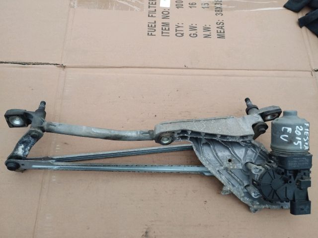 bontott FORD FIESTA VII Első Ablaktörlő Szerkezet Motorral