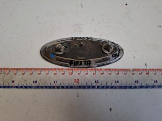 bontott FORD FIESTA VII Első Embléma