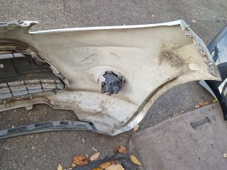 bontott FORD FIESTA VII Első Lökhárító (Részeivel)