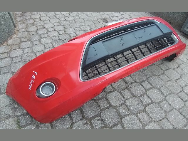 bontott FORD FIESTA VII Első Lökhárító (Részeivel)