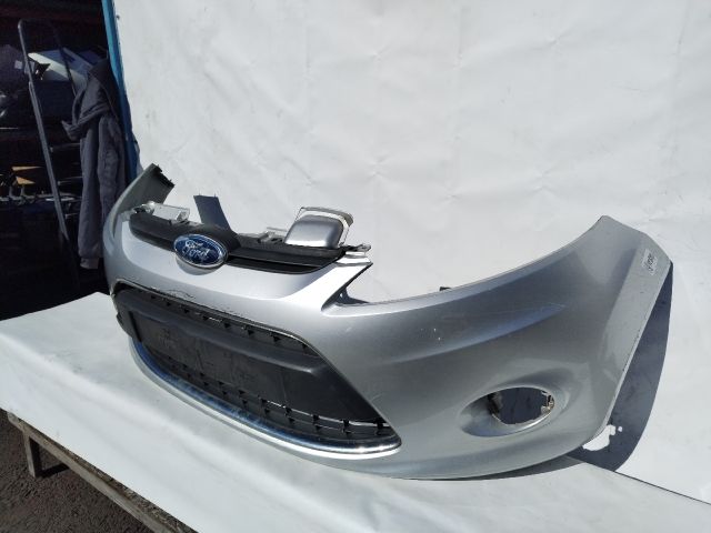 bontott FORD FIESTA VII Első Lökhárító (Üresen)