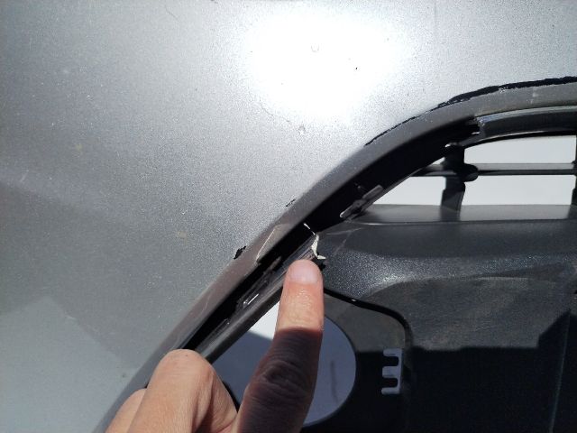 bontott FORD FIESTA VII Első Lökhárító (Üresen)