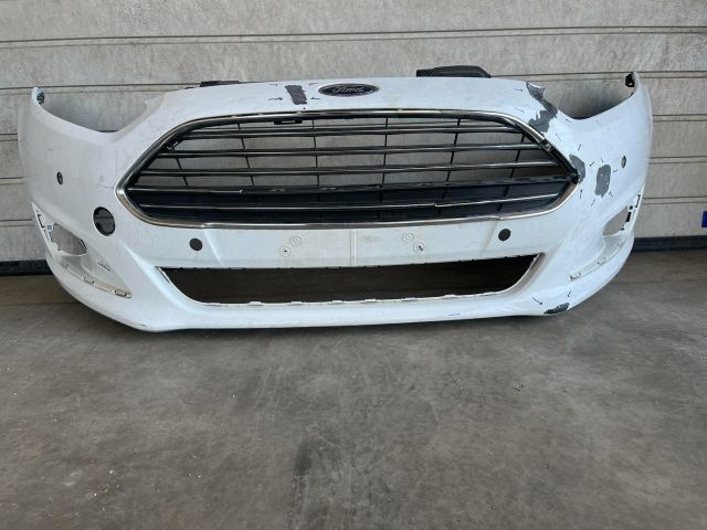 bontott FORD FIESTA VII Első Lökhárító (Üresen)