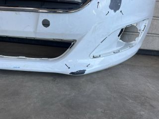 bontott FORD FIESTA VII Első Lökhárító (Üresen)