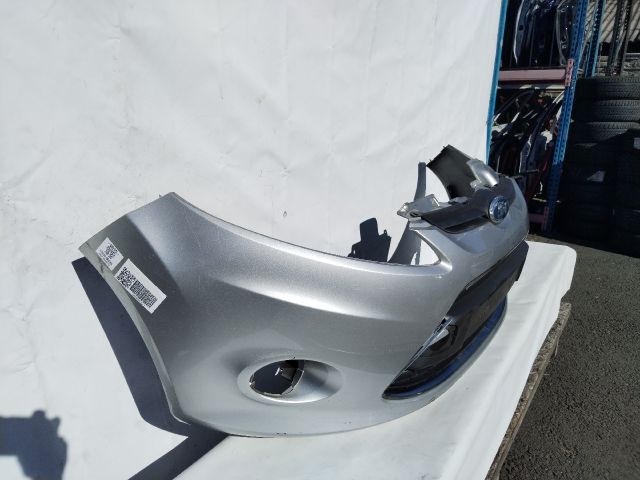 bontott FORD FIESTA VII Első Lökhárító (Üresen)