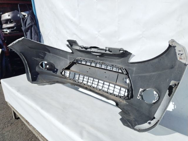 bontott FORD FIESTA VII Első Lökhárító (Üresen)