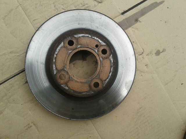 bontott FORD FIESTA VII Első Pár Féktárcsa