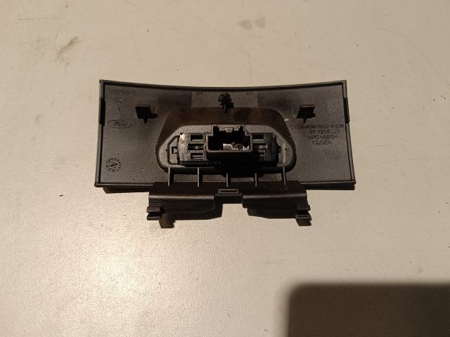 bontott FORD FIESTA VII Első Tároló Rekesz Fedél