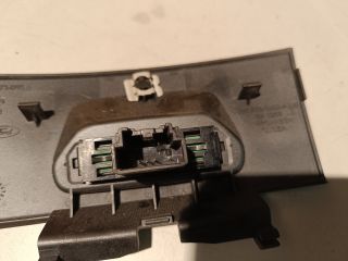 bontott FORD FIESTA VII Első Tároló Rekesz Fedél