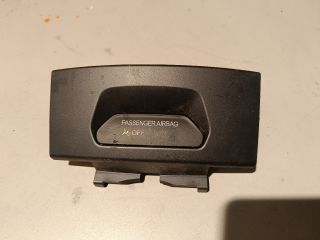 bontott FORD FIESTA VII Első Tároló Rekesz Fedél