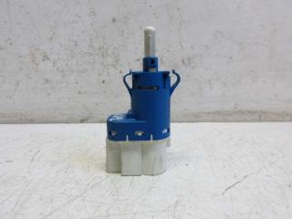 bontott FORD FIESTA VII Fék Pedál Kapcsoló