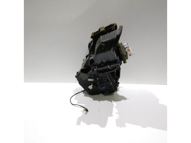 bontott FORD FIESTA VII Fűtés Box