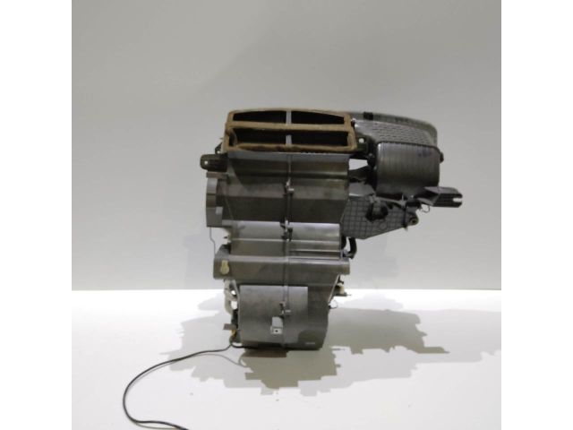 bontott FORD FIESTA VII Fűtés Box