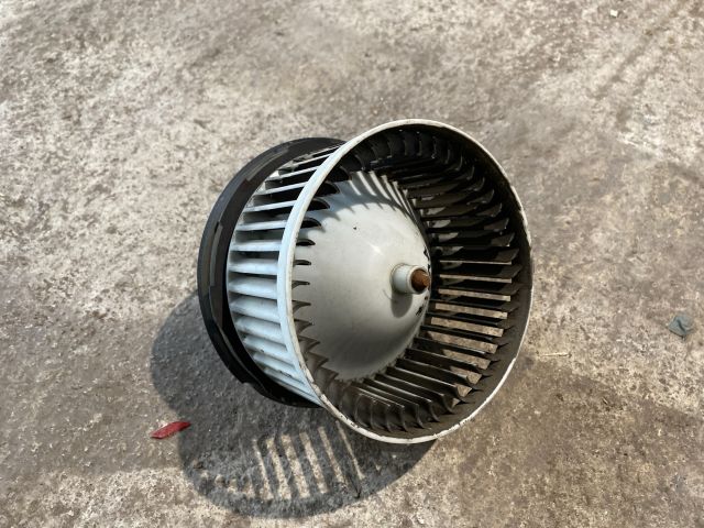 bontott FORD FIESTA VII Fűtőmotor (Klímás)